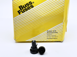 1X BK/HPD Bussmann Panel Mount Fuse Holder Bayonet Knob 30A 600VAC 600VD... - $7.00