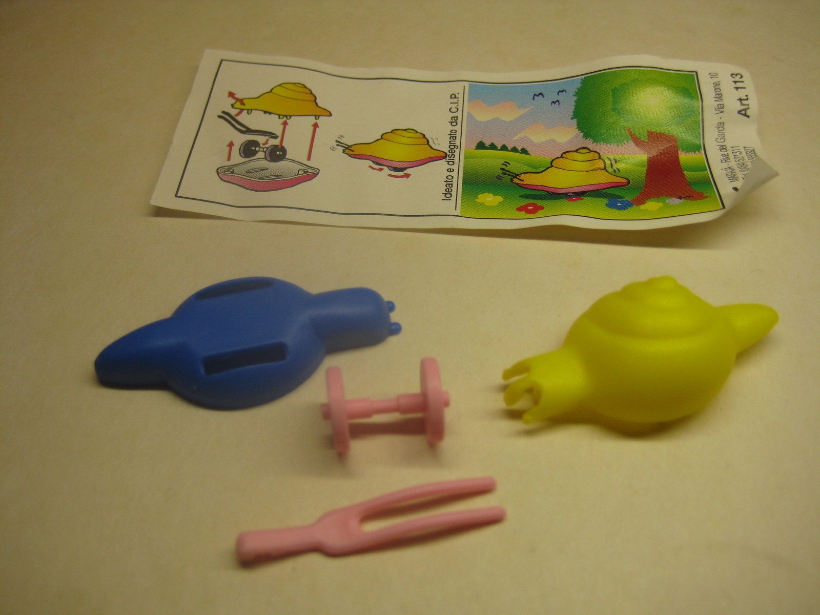 Maraja - Art 113 Snail - yellow + paper - Surprise egg - $1.50