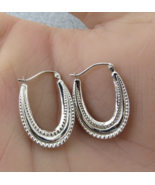 14k White Gold Hoop Earrings Designer Pierced 1.06 Grams Milgraine Beade... - $98.99