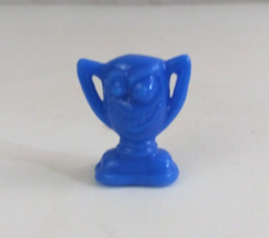 1996 Gogo&#39;s Crazy Bones Buddies Sports Football Series Champ Blue 1&quot; Min... - $111.31 MXN