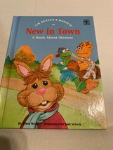 Jim Henson&#39;s Muppets in New in Town A Book About Shyness by Ellen Weiss (1992, H - £3.18 GBP