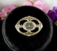 Vintage Frosted Glass Rhinestone Eye Pin Brooch Open Oval Goldtone 1 5/8&quot; - £14.74 GBP
