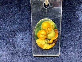 Vintage Keyring St.Joseph Holding Jesus With Love Keychain Ancien Porte-Clés - £6.09 GBP
