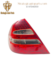 2003-2006 Mercedes E500 E55 Am E320 Led Driver Tail Light A2118200564 - £143.09 GBP