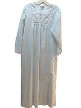 Barbizan women's vintage long nightgown pale blue or green lace trim Small - $15.74