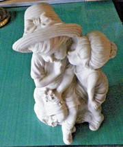 Design Toscano Kissing Kids Boy &amp; Girl Outdoor Statue - SH38019413 - Resin -Mint - £35.96 GBP
