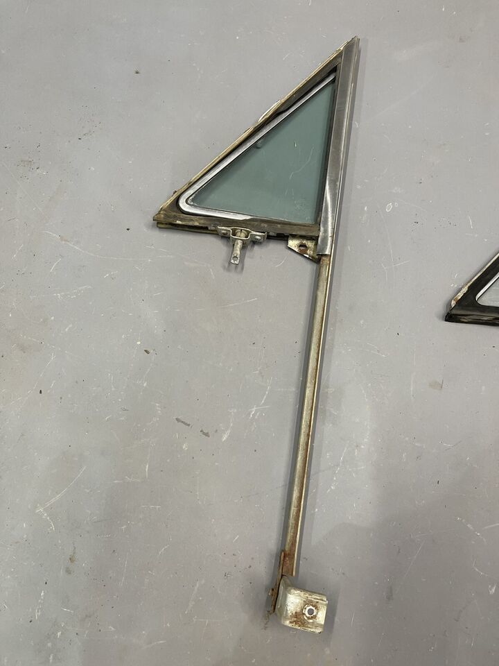 1964 1963 Ford Galaxie Vent Window Frame 500 XL LH 2/4 Door Sedan OEM Mo... - $134.64