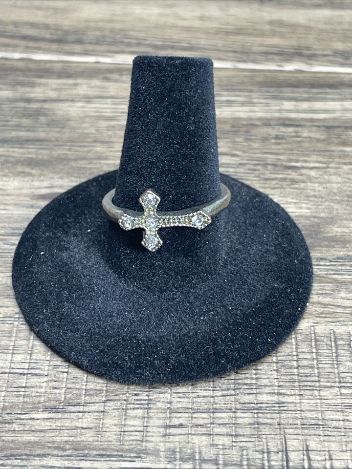 Vintage Silver Tone Cross Crucifix Ring Size 8 Religious Christianity KG JD - $14.84