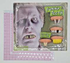 Vintage Vending Display Board Funny Teeth 0234 - £31.33 GBP