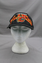 Calgary Flames Hat (VTG) - Oversize Script by Starter - Adult Snapback - £66.88 GBP