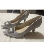 NINE WEST Pointy Toe Embellished Dress Pumps SZ 8 new - €76,28 EUR NINE WEST Pointy Toe Embellished Dress Pumps SZ 8 new - €76,28 EUR