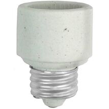 Socket Exten Porc E26 1-1/4in - $365.59 MXN