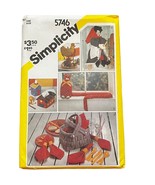 Simplicity 5746 Household Accessories Sewing Pattern Potholder Door Stop... - $72.78 MXN