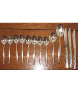 13 Vtg MC Rogers Cutlery Extra Quality Silverplate 10-Spoons 3-Knives Fl... - $546.53 MXN