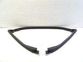 Mercedes R171 SLK280 seal weatherstrip, windshield frame, 1717200178 - $64.99