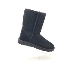 UGG Women&#39;s Classic Short Black Boots 5825 Suede Winter boot SZ W9 - £43.45 GBP