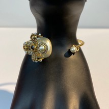 Luxury Brand Fashion Decadent Aesthetics Skull Spider Pearl Bangle Vintage Gold  - £54.07 GBP