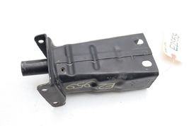 07-13 MERCEDES-BENZ W221 S550 FRONT RH RIGHT BUMPER REINFORCEMENT BRACKET E2959 image 4