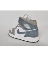 Authenticity Guarantee

Nike Air Jordan 1 Mid Basketball Shoes Size 8 Me... - $2,708.69 MXN