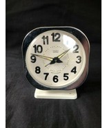 Vintage Retrò MOM alarm clock Realizzato IN Ungheria Funzionante Ordine - £43.16 GBP