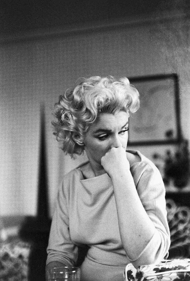 MARILYN MONROE PUBLICITY PHOTO 8X10 2306 - $8.90