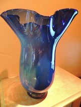 Art Glass 10&quot; Vase Blue Hand Made Blown signed Sandy/ Sandra Thomas - $17.99