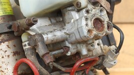 01-02 Toyota 4Runner Abs Brake Master Cylinder Pump w/ Accumulator & Motor Assy image 9