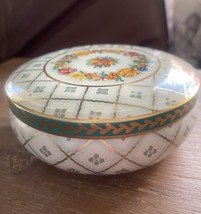 Daher Decorated Wear The Tin Box Company Made In England Trinket Tin, Floral - $9.50