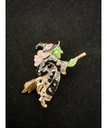 Napier Fun Witch On Broom Brooch - $566.69 MXN