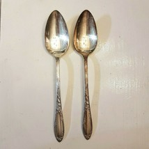 Oneida Chateau Heirloom Plate 1934 VTG Serving Table Spoon LOT of 2 Silv... - £13.96 GBP