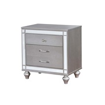 2 Drawer Wooden Chest w/ Mirror Trim - Silver - $8,540.34 MXN