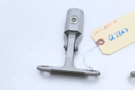 07-13 BMW X5 E70 TRUNK LOWER HINGE SUPPORTS PAIR Q3863 image 2