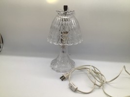 Vintage Glass Table Lamp 11 Inch Floral Etched Scalloped Shade Electric - $44.55
