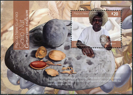 Papua New Guinea. 2019. Cracking Galip Kernels (MNH **) Souvenir Sheet - £7.15 GBP