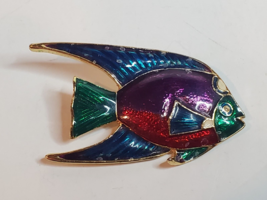 Enamel Tropical Fish Pin Multicolor Rhinestone Shimmer Brooch Goldtone 2... - $12.82
