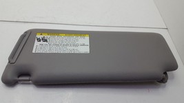 Passenger Right Sun Visor Without Illumination Fits 04-07 HIGHLANDER 532148 - £48.76 GBP