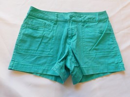 Faded Glory Shorts Women&#39;s Ladies Size 8 Shorts Green Pre-owned GUC - $29.69