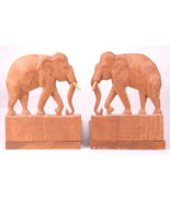 Vintage Pair of Hand Carved Wood Elephant Bookends Pachyderm Wild Animal... - $799.45 MXN