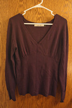 Old Navy Purple V-Neck Sweater - Women&#39;s M - $12.99