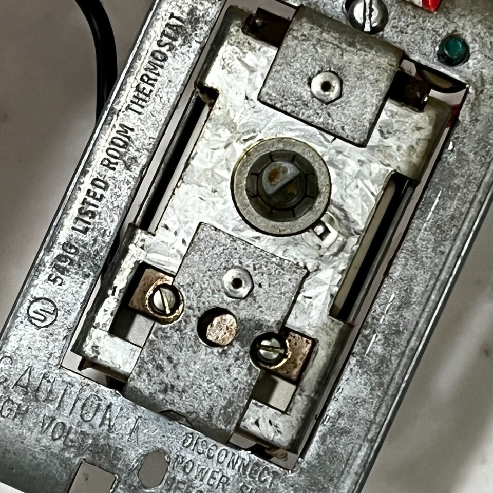 Vintage UL Listed Room Thermostat 193193 Non Inductive 125 250 277 VAO E... - $48.00