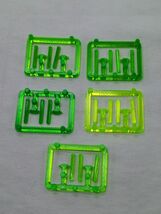 (17) 2001 Warhammer 40K Necron Green Rod Bits - $25.73
