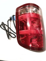 Eagle Eyes 2007-2014 GMC Sierra RIGHT Passenger Side Tail Light GM2801208 - £54.48 GBP