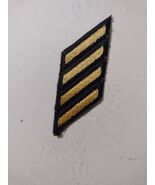 ARMY SERVICE STRIPES 4 FOR 12 YEARS SERVICE GOLD ON GREEN PRE-OWNED - $6.83 CAD