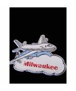 Beautiful vintage Milwaukee airplane magnet - $218.29 MXN