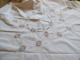 VTG Linen Embroidery Crochet Lace Decor Accent TableCloth Ecru color floral 68&quot; - £67.26 GBP