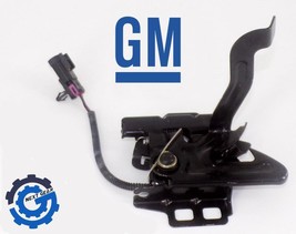 20765682 New OEM GM Hood Latch Actuator Assembly for 2007-2010 Saturn Outlook - £22.38 GBP