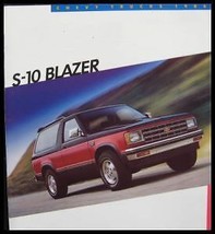 1986 Chevy Chevrolet S-10 Blazer Truck Color Brochure - £10.70 GBP