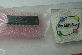 PIC16C54-HS/P Microchip 8bit PIC Microcontroller DIP OTP - NOS Qty 1 - £4.48 GBP