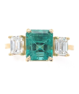 Authenticity Guarantee

18k Yellow Gold GIA 2.86 Carat Emerald and 1.02 ... - €8.799,05 EUR
