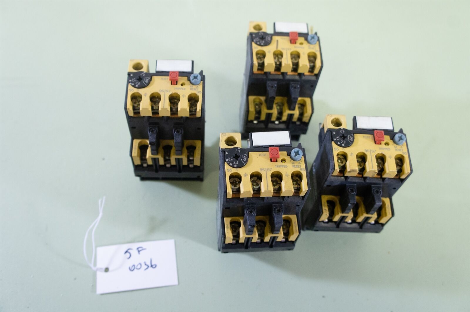 Lot of 4 Allen Bradley 193-BSB 42 Relays - 2,8 to 4,2 Amps - $19.57
